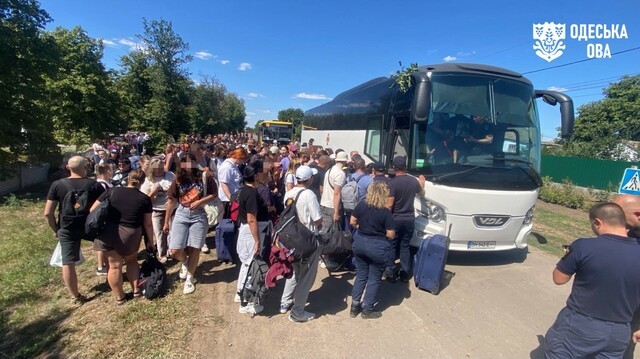 В Одесской области продолжается эвакуация пассажиров из остановленных поездов